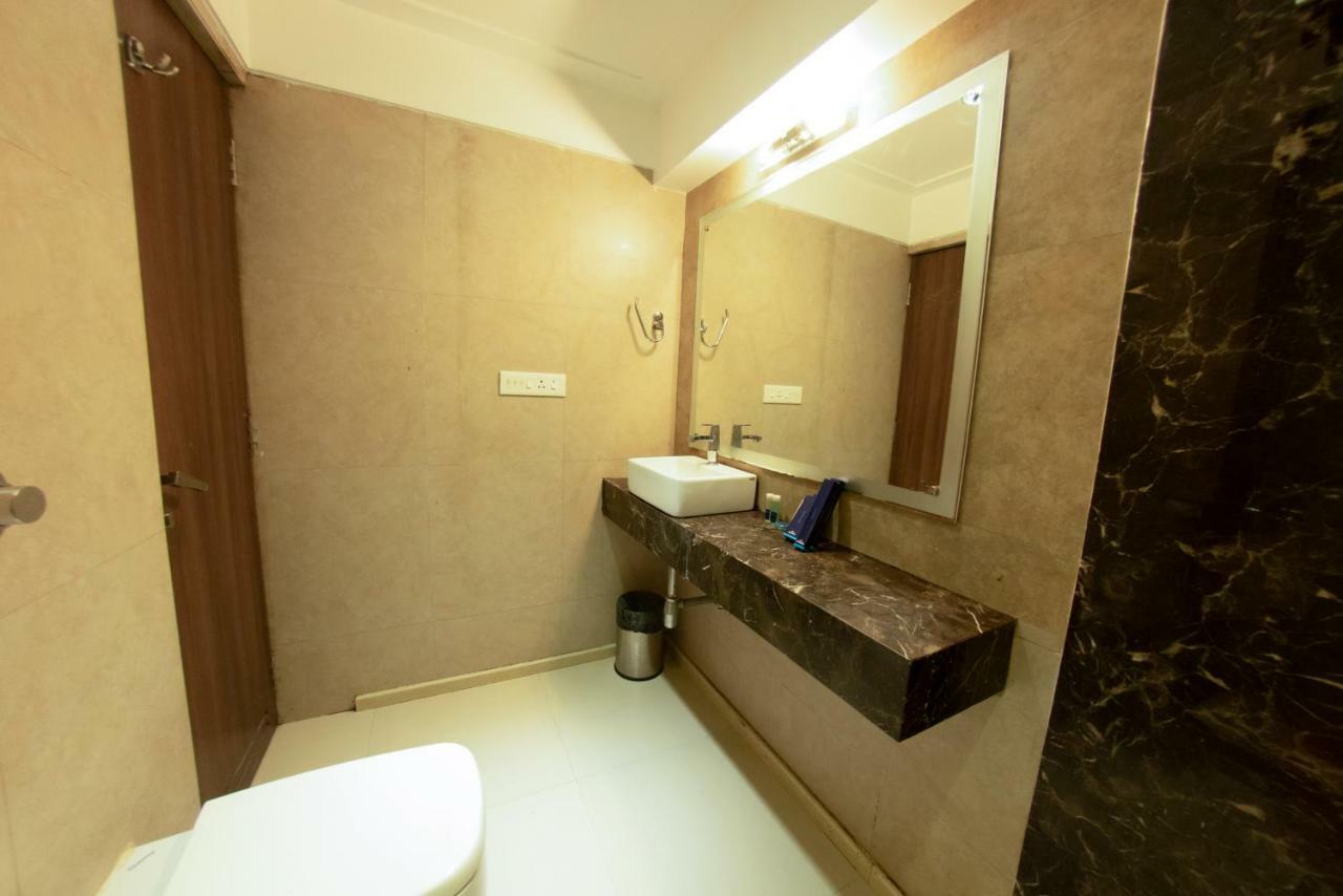 Hotel Manama Bombay Exterior foto